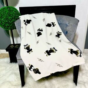 OVERSIZED Plush Throw Blanket ◈ PUG Pilgrim